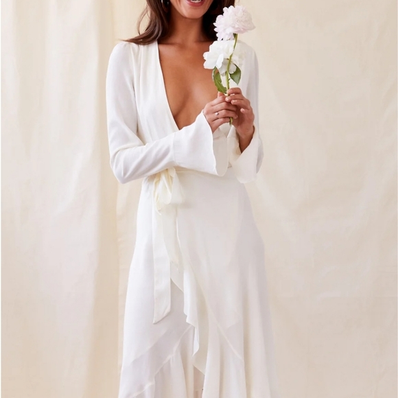 Andjela Chloe Dress in Ivory - Picture 4 of 7